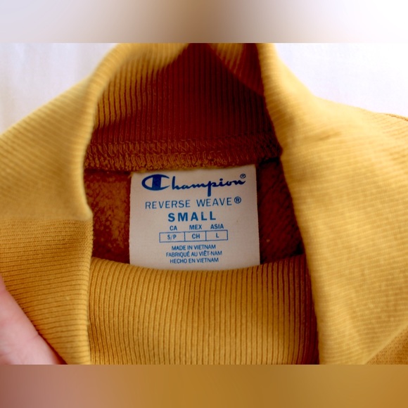 Champion Turtleneck Reverse Weave Sweatshirt (S) - Picture 4 of 5